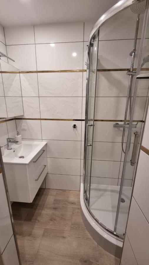 Apartament Szalwiowy シクラルスカ・ポレンバ エクステリア 写真